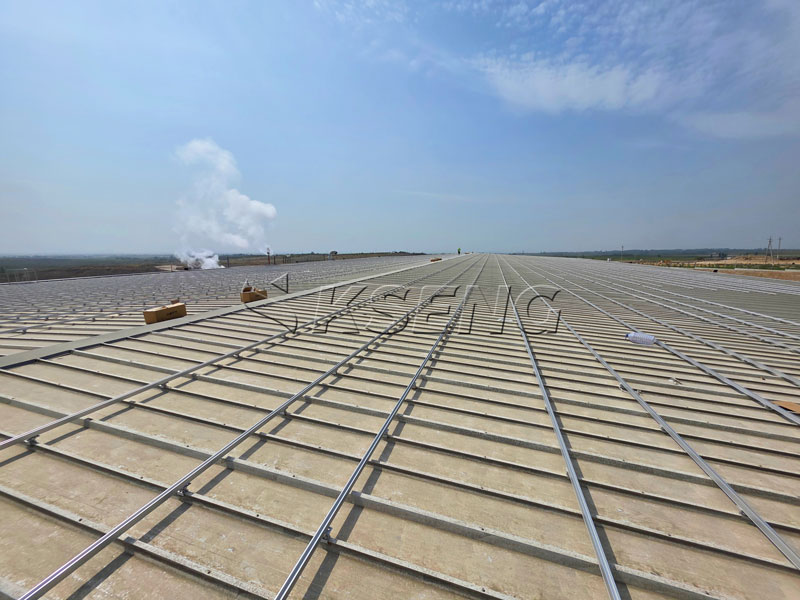 AL6005-T5 Aluminum Solar Rails for Standing Seam Metal Roof AL6005-T5-aluminum-solar-rails-installed-on-a-standing-seam-metal-roof-in-Uzbekistan