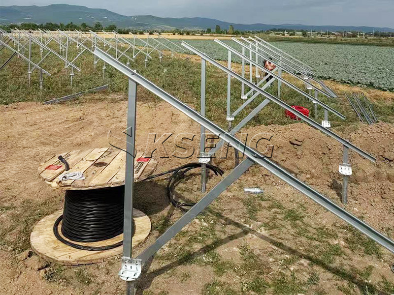 Zn-Al-Mg Coated Steel Powers 620kW Georgian Solar Farm: Low Cost, High Durability, Effortless Installation