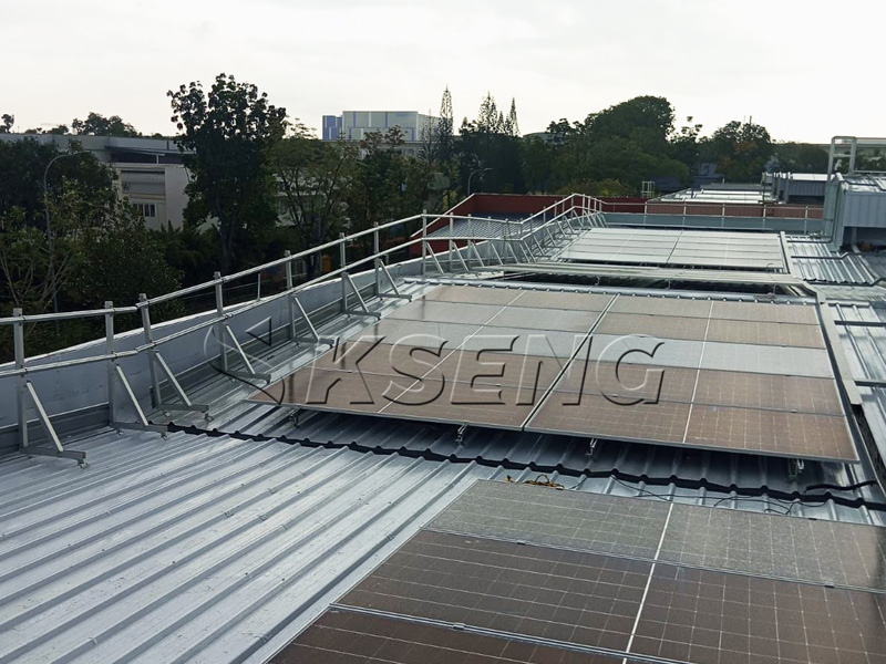 Kseng-L-foot-mounting-system-for-standing-seam-metal-roof,-Singapore-solar-project