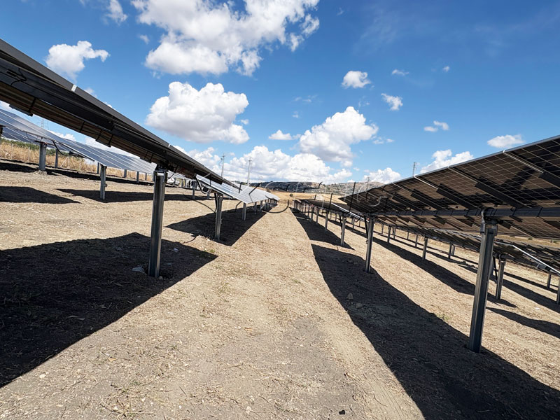 KST-1P-solar-tracking-system-installed-on-a-7-degree-north-south-sloped-site