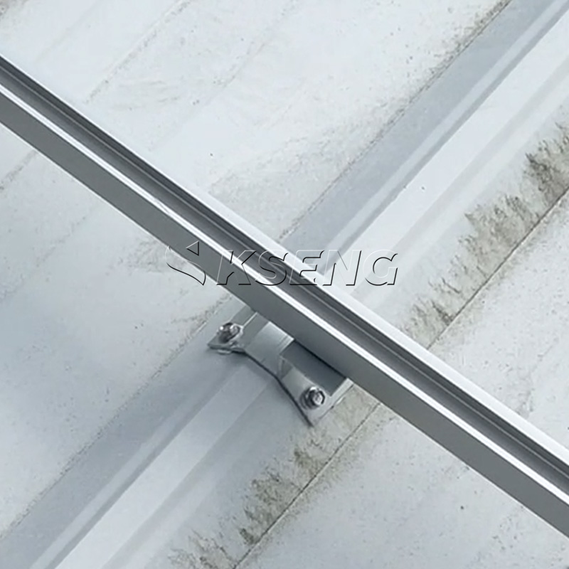 Drill type solar clamp bolted on trapezoidal corrugated metal roof sheet with drilling installation