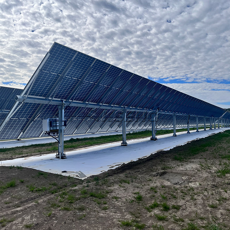Single axis solar tracking system field installation